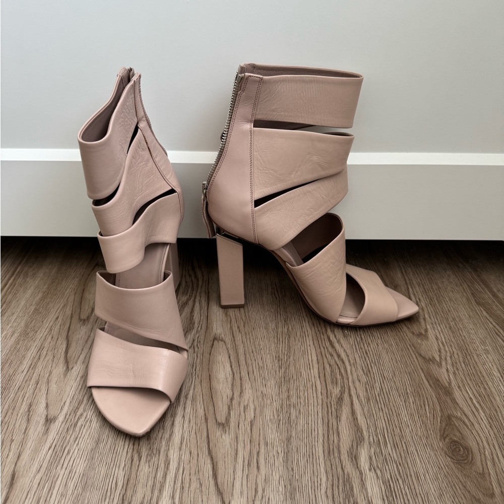 Vic Matie sandals